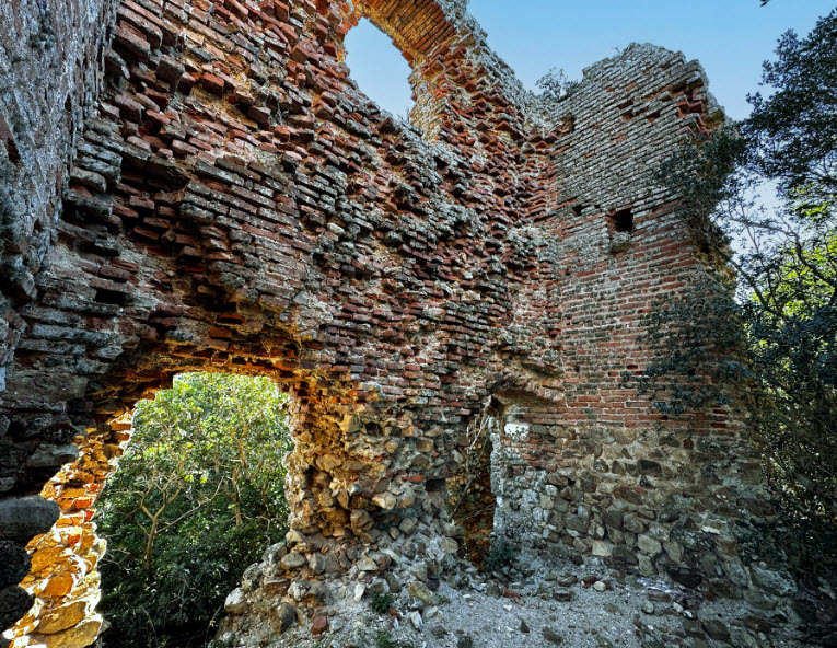 Castello di Stachilagi, Italy